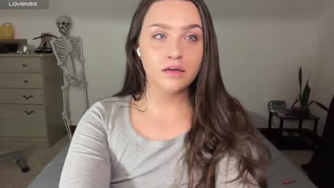 Snapshot of iamcrystalann chatting on February 2025 04:33:02 AM Crystal online show from February 2025 04:33:02 AM