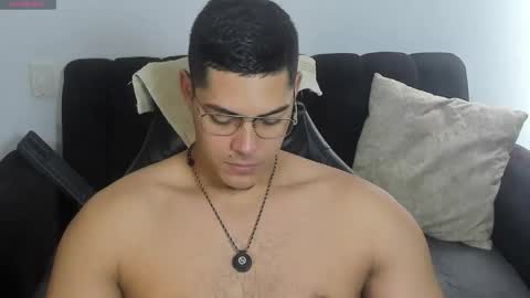 Dylan  independent model  online show from April 2026 12:39:01 PM