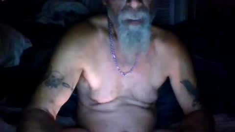 Snapshot of iamgoat_69 chatting on May 2026 06:10:02 AM Goat Lulu Elektra online show from May 2026 06:10:02 AM