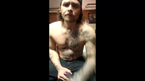 Snapshot of iamwolve chatting on April 2026 11:16:01 PM iamwolve online show from April 2026 11:16:01 PM