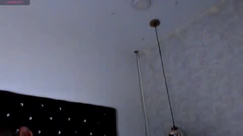 IAN CASTILLO online show from October 2025 11:11:02 AM