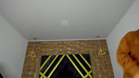 IAN CASTILLO online show from March 2026 11:15:02 AM