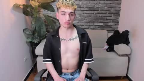 Camilo online show from April 2026 07:09:02 PM