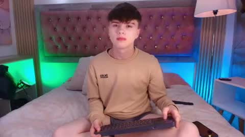 Ian  online show from April 2026 01:17:02 PM