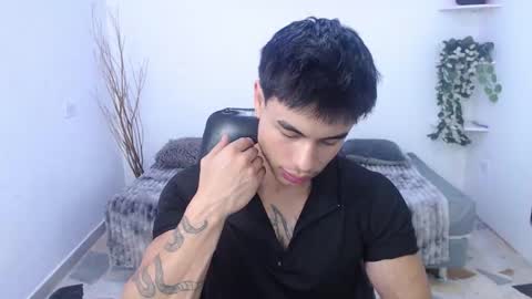 Snapshot of ian_west chatting on February 2026 11:50:01 AM Ian online show from February 2026 11:50:01 AM