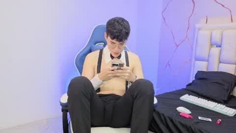 Ian  online show from March 2026 10:20:01 PM