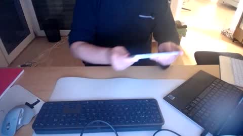 iandy12 online show from November 2025 11:04:02 PM