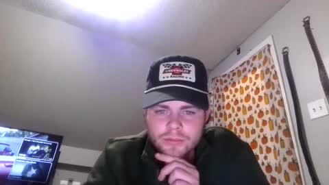 Snapshot of ianrobbins6 chatting on January 2026 07:02:02 AM ianrobbins6 online show from January 2026 07:02:02 AM