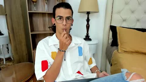 ibratxandy online show from January 2026 07:04:01 PM