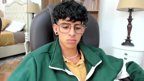 ibratxandy online show from March 2026 05:09:02 PM