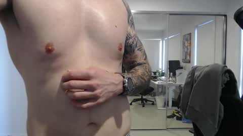 Snapshot of ic987 chatting on October 2025 08:06:02 PM ic987 online show from October 2025 08:06:02 PM