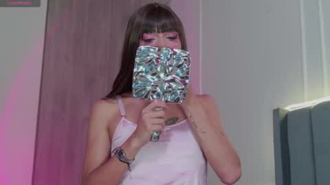 Crystall online show from February 2026 02:57:02 PM