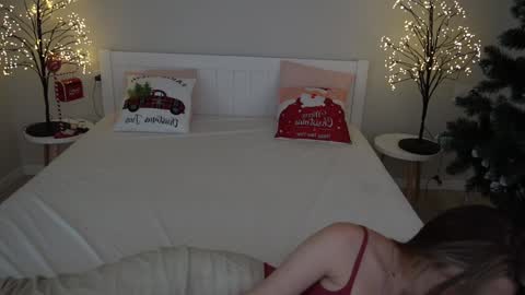 Danielle online show from December 2024 05:33:02 PM