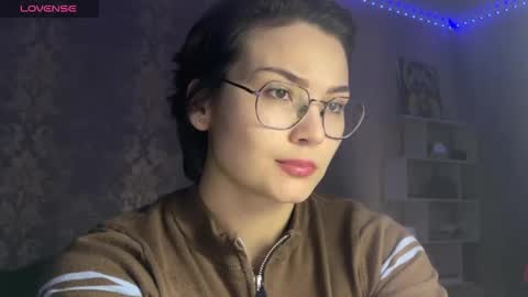 Ksenia online show from May 2026 06:24:02 PM