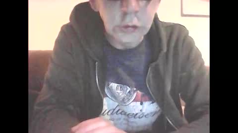 Snapshot of icemandude chatting on May 2026 10:19:01 PM icemandude online show from May 2026 10:19:01 PM