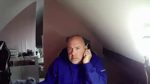 iceoli123 online show from October 2025 02:50:02 PM