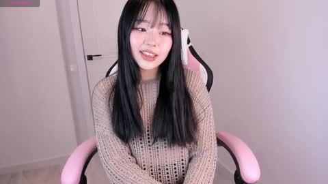 Hitomi   online show from December 2024 06:29:02 AM