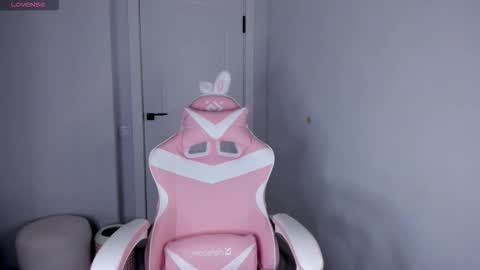 Hitomi   online show from February 2026 10:25:01 PM