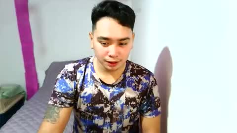 Snapshot of iconic_vince chatting on September 2025 01:11:02 PM iconic_vince online show from September 2025 01:11:02 PM