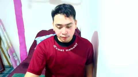 Snapshot of iconic_vince chatting on September 2025 08:59:01 AM iconic_vince online show from September 2025 08:59:01 AM