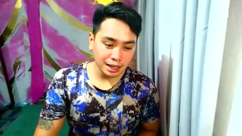 Snapshot of iconic_vince chatting on September 2025 08:31:02 AM iconic_vince online show from September 2025 08:31:02 AM