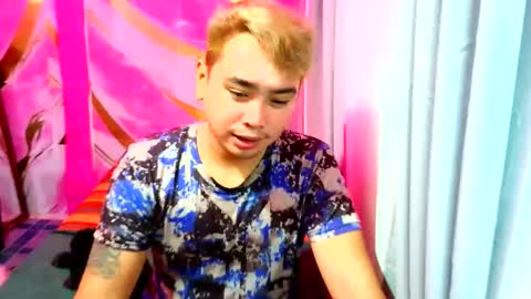 Snapshot of iconic_vince chatting on September 2025 03:28:02 PM iconic_vince online show from September 2025 03:28:02 PM