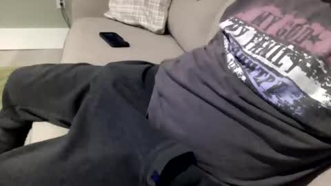 icumming online show from November 2025 01:41:02 AM