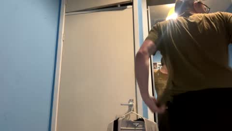 icums4u online show from January 2025 03:08:02 PM