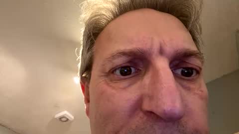 icums4u online show from November 2025 04:40:01 PM