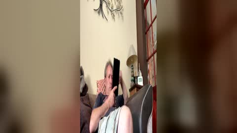 Snapshot of icums4u chatting on June 2026 01:30:01 PM icums4u online show from June 2026 01:30:01 PM