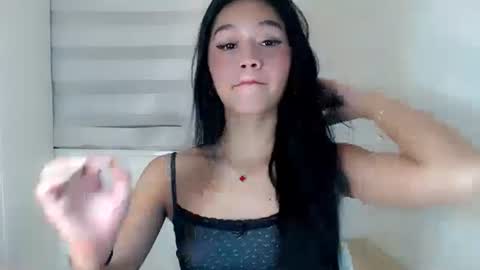 icy_19 online show from January 2025 08:36:01 PM