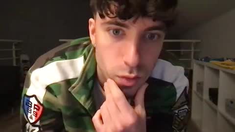 icyninesix online show from December 2024 10:12:02 PM