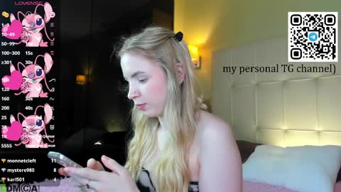 Snapshot of ida_lewiss chatting on April 2026 06:30:01 AM Ida online show from April 2026 06:30:01 AM