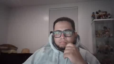 Snapshot of idoyourmom chatting on November 2025 04:06:02 AM idoyourmom online show from November 2025 04:06:02 AM