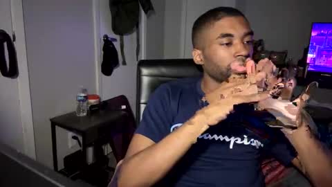 UNO online show from December 2024 01:15:02 AM