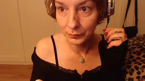 Ifk Donkeys online show from October 2025 01:50:02 AM