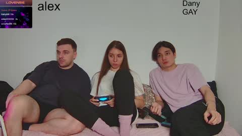 Julia and Mira online show from January 2025 04:23:02 PM