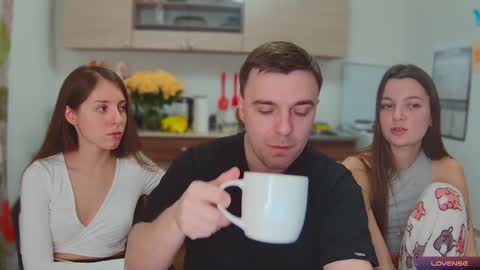 Julia and Mira online show from January 2025 06:45:02 PM