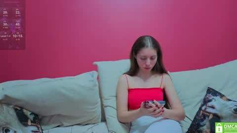 Snapshot of ihavepaws33 chatting on May 2026 05:28:02 PM Julia and Mira online show from May 2026 05:28:02 PM
