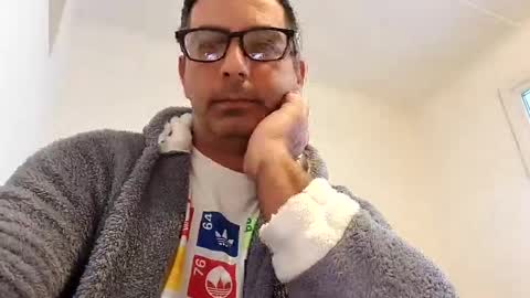 ihtiandar1008 online show from February 2025 07:16:02 AM