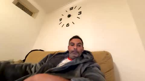 ihtiandar1008 online show from November 2025 10:19:01 PM