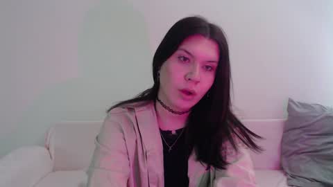 Vella online show from October 2025 09:37:01 AM