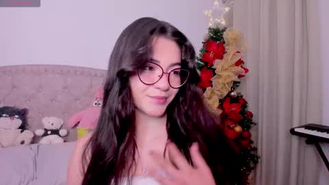 Maria online show from November 2025 01:33:02 PM