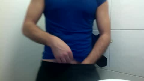 ilcaponero online show from March 2026 10:16:02 PM