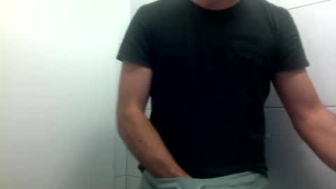 ilcaponero online show from April 2026 09:45:02 PM