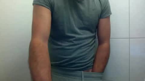 Snapshot of ilcaponero chatting on May 2026 11:10:02 PM ilcaponero online show from May 2026 11:10:02 PM