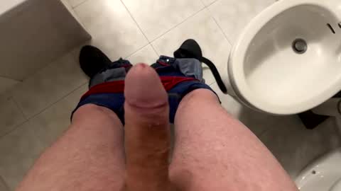 Snapshot of ilconte81 chatting on February 2025 10:37:02 PM ilconte81 online show from February 2025 10:37:02 PM