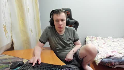 iliaskris online show from November 2025 12:02:02 PM