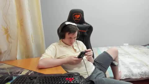 Snapshot of iliaskrislove chatting on February 2026 01:04:02 PM iliaskris online show from February 2026 01:04:02 PM