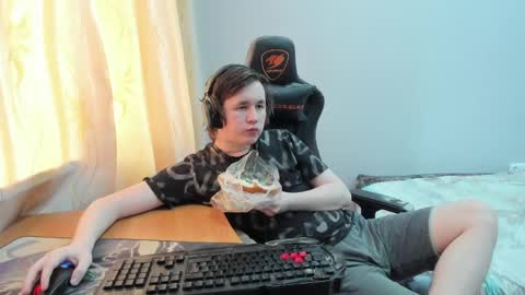 iliaskris online show from April 2026 10:29:02 AM